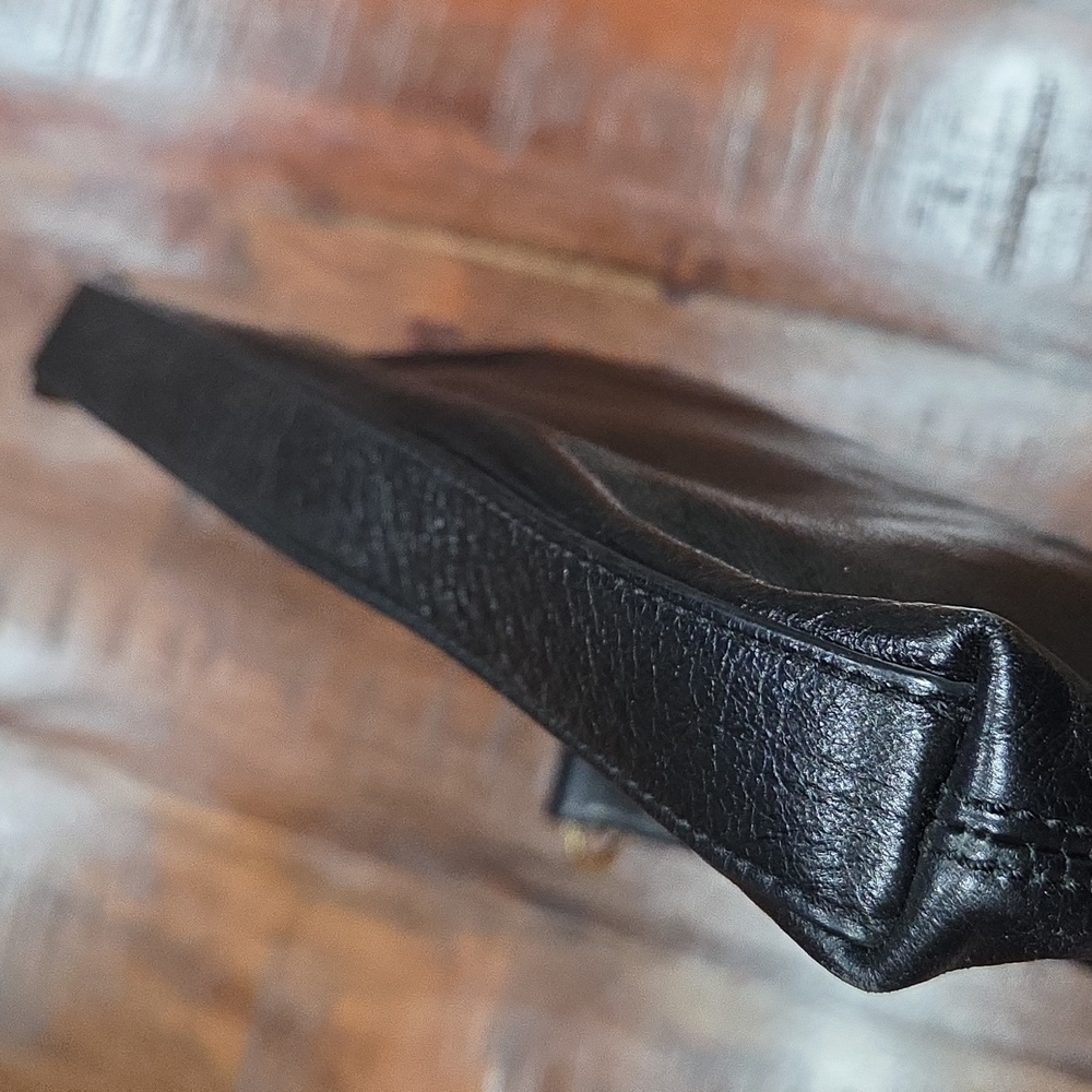 Tory Burch Black Leather Clutch Bag - Picture 9 of 12